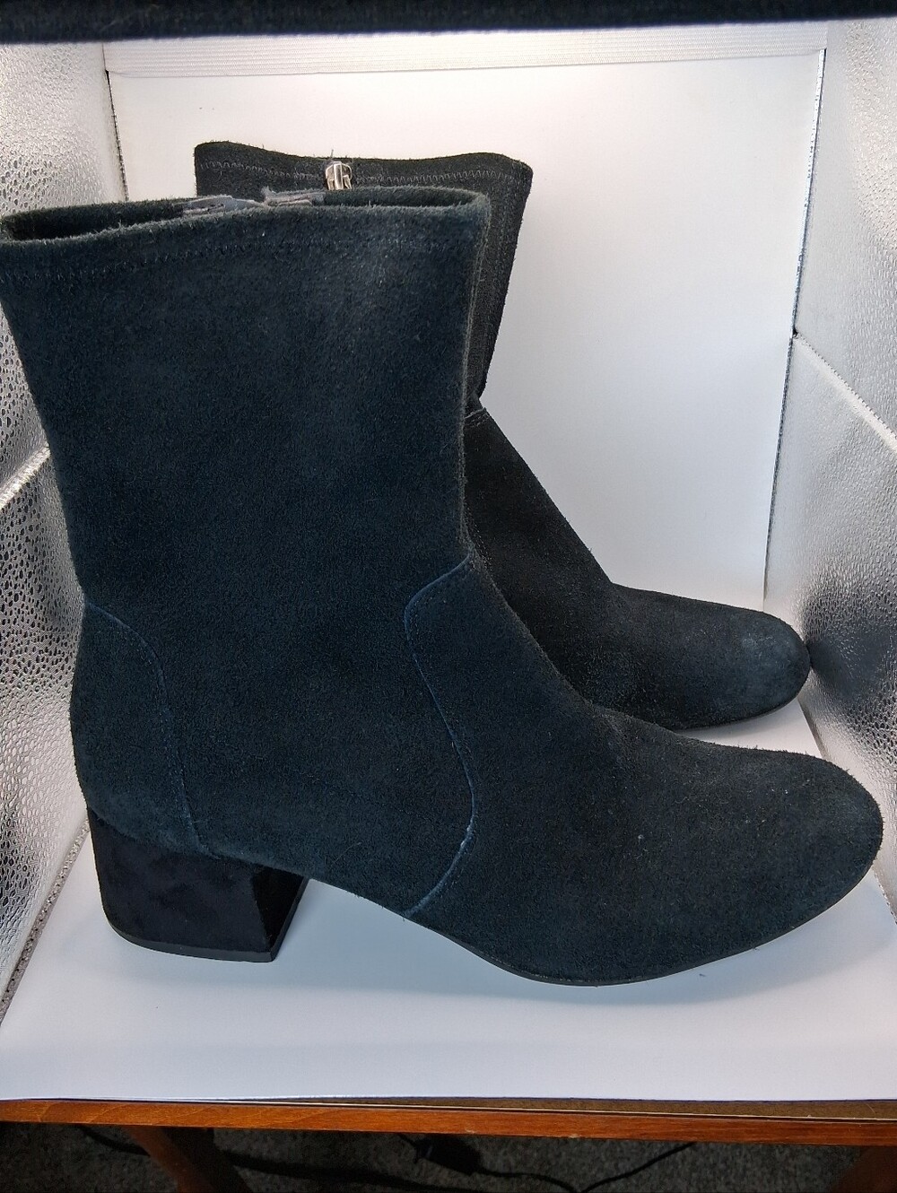 Rare size 10! Tahari Reed Black Suede Leather Ankle Boots Chunky Block Heel